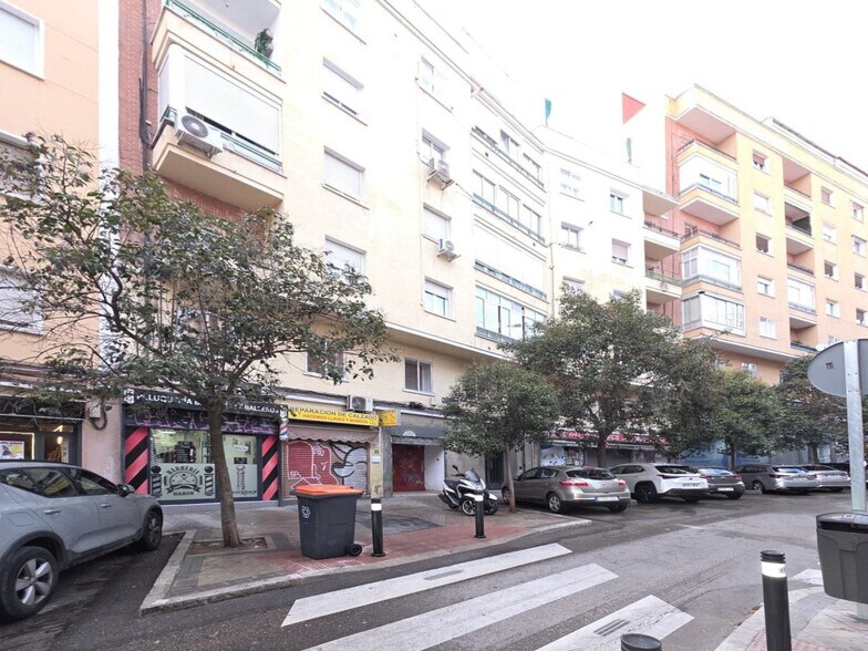 Retail in Madrid, Madrid for lease - Building Photo - Image 3 of 3