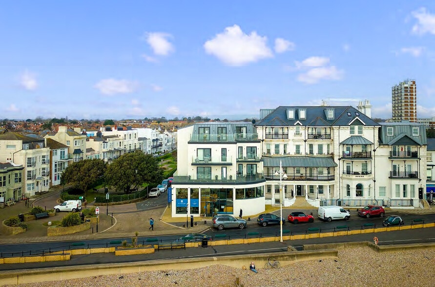 2A The Steyne, Bognor Regis for sale - Building Photo - Image 2 of 8