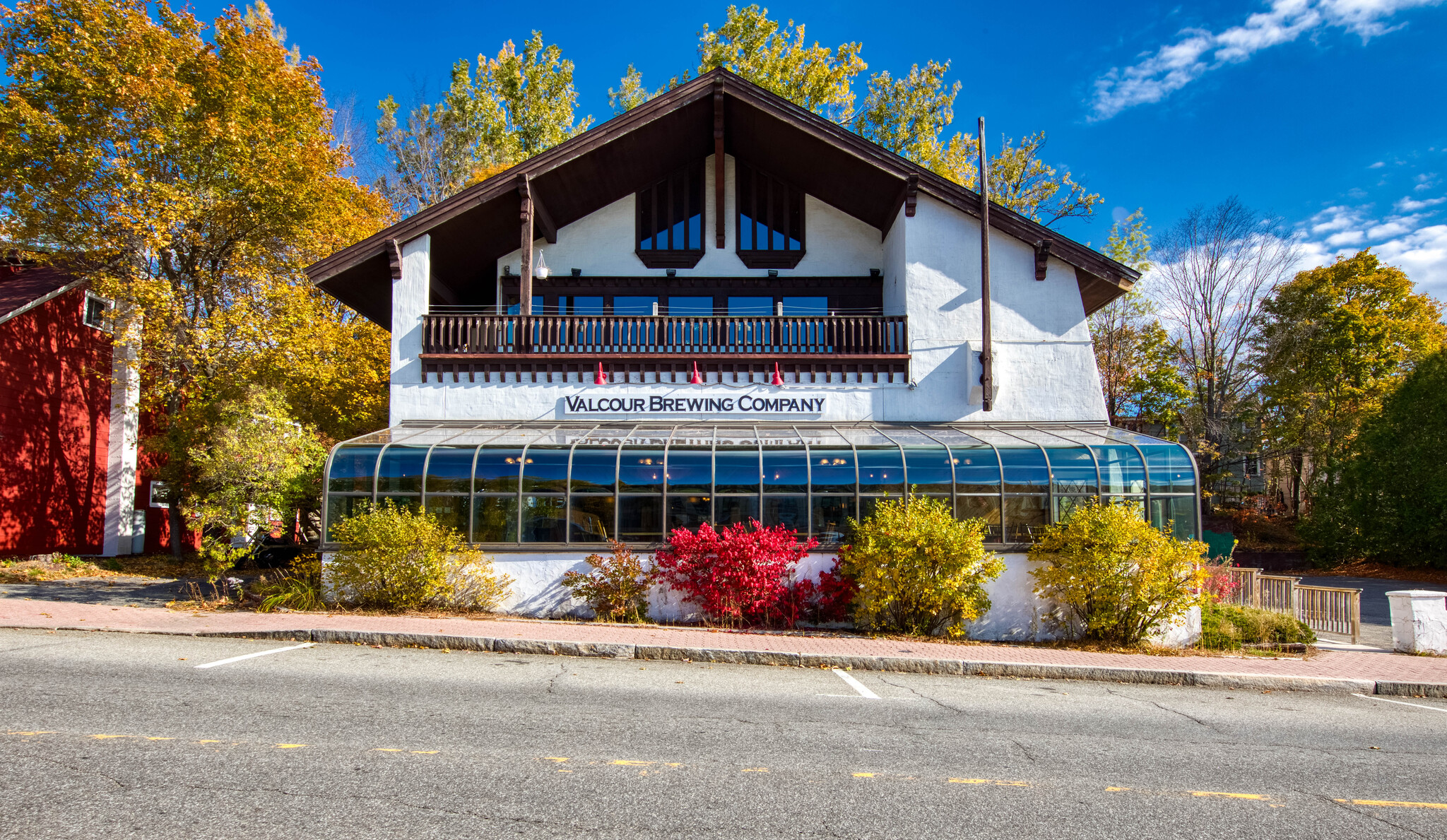 2653 Main St, Lake Placid, NY à vendre Photo du bâtiment- Image 1 de 1