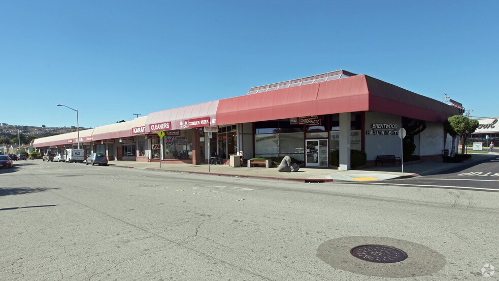 100-130 Hazelwood Dr, South San Francisco, CA for lease - Building Photo - Image 1 of 2