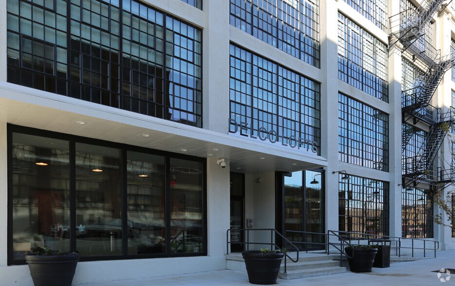 329 E 1st St, Dayton, OH à louer - Photo du bâtiment - Image 3 de 33