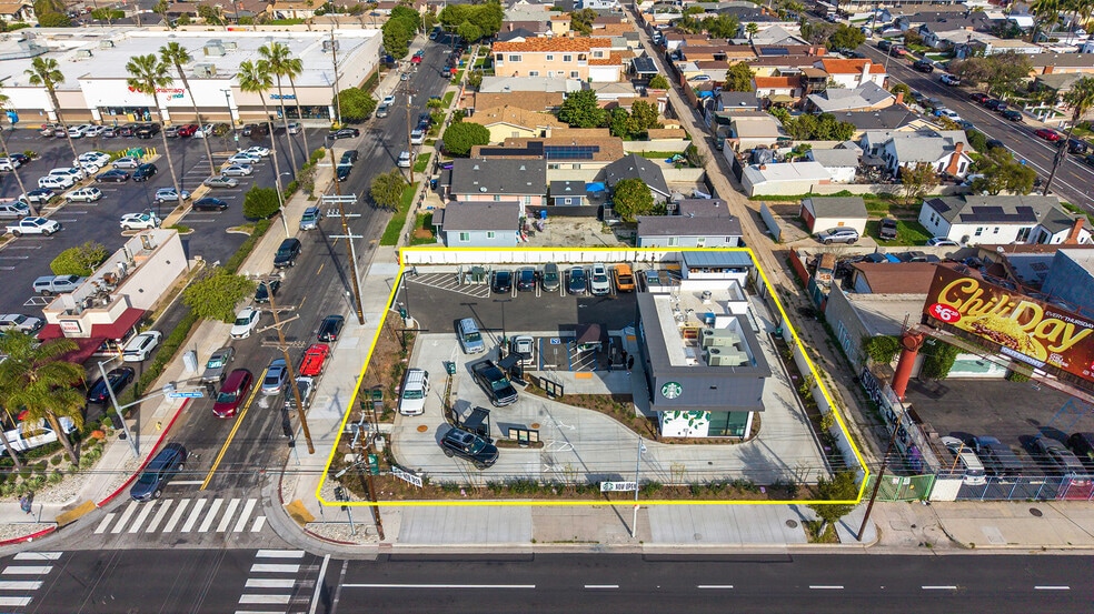 215 W Pacific Coast Hwy, Wilmington, CA for sale - Building Photo - Image 2 of 7