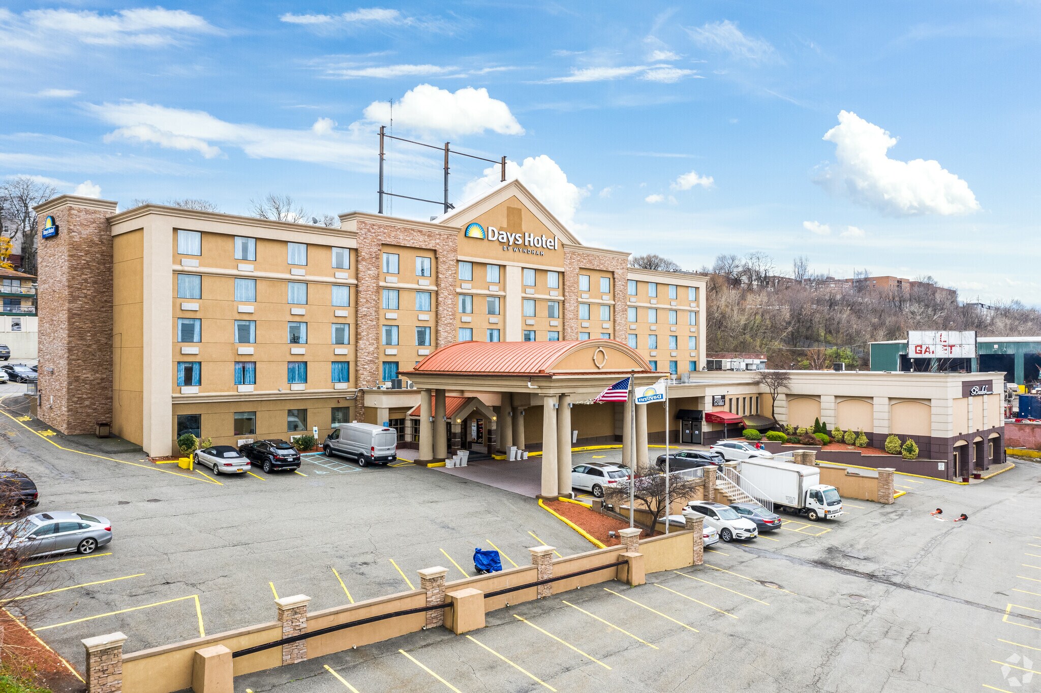 2600-2614 Tonnelle Ave, North Bergen, NJ à vendre Photo du bâtiment- Image 1 de 1