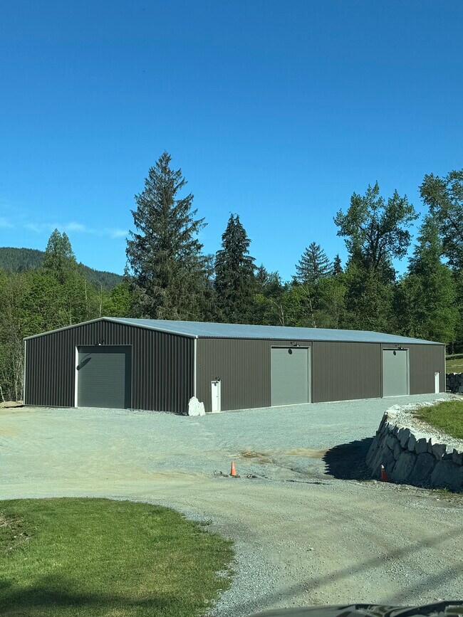 Plus de détails pour 13403 Stave Lake rd, Mission, BC - Industriel à louer