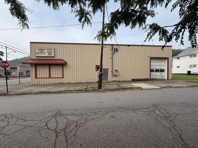 622 13th St, Franklin, PA for sale - Building Photo - Image 3 of 31