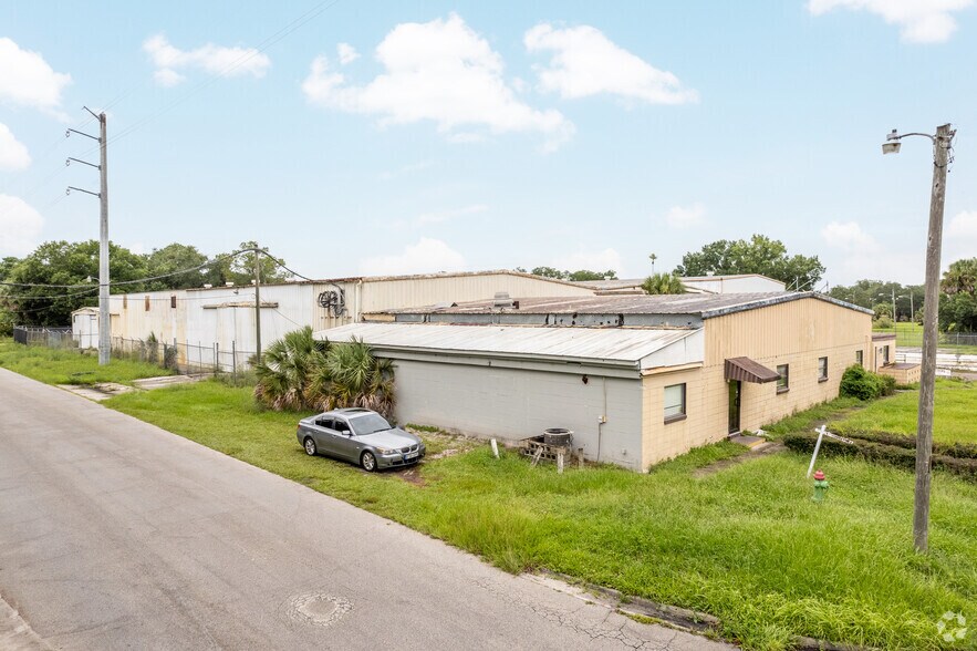 540 Pecan Ave, Sanford, FL à vendre - Photo du bâtiment - Image 2 de 4