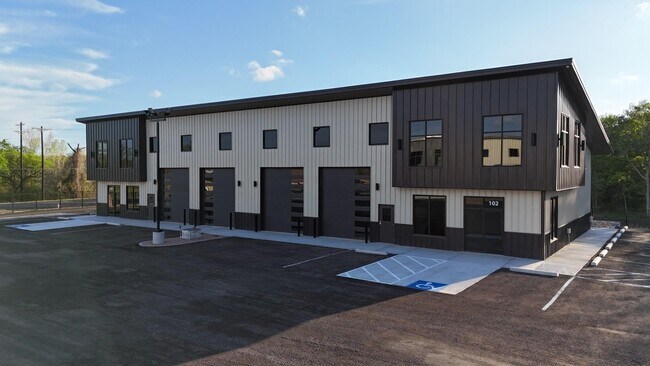 Plus de détails pour 2720 Ranger Hwy, Weatherford, TX - Local d'activités à louer