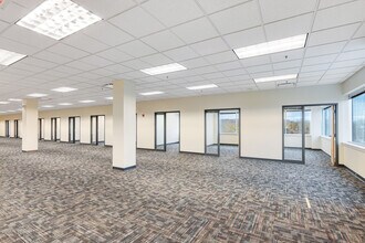 10701 W Research Dr, Wauwatosa, WI for lease Interior Photo- Image 1 of 3