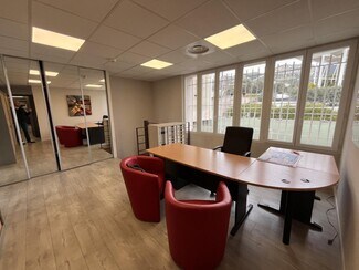 Plus de détails pour Bureau à louer