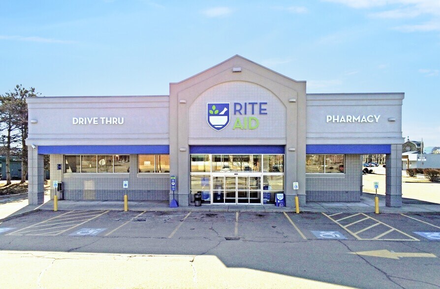 119 W 2nd St, Elmira, NY à vendre - Photo du bâtiment - Image 2 de 9