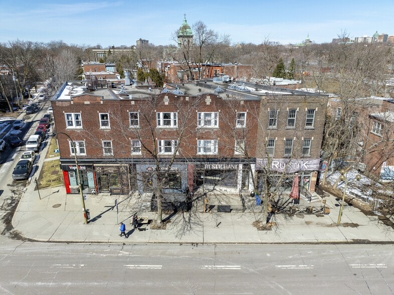 5617-5631 Rue Sherbrooke O, Montréal, QC à louer - Photo du bâtiment - Image 2 de 3