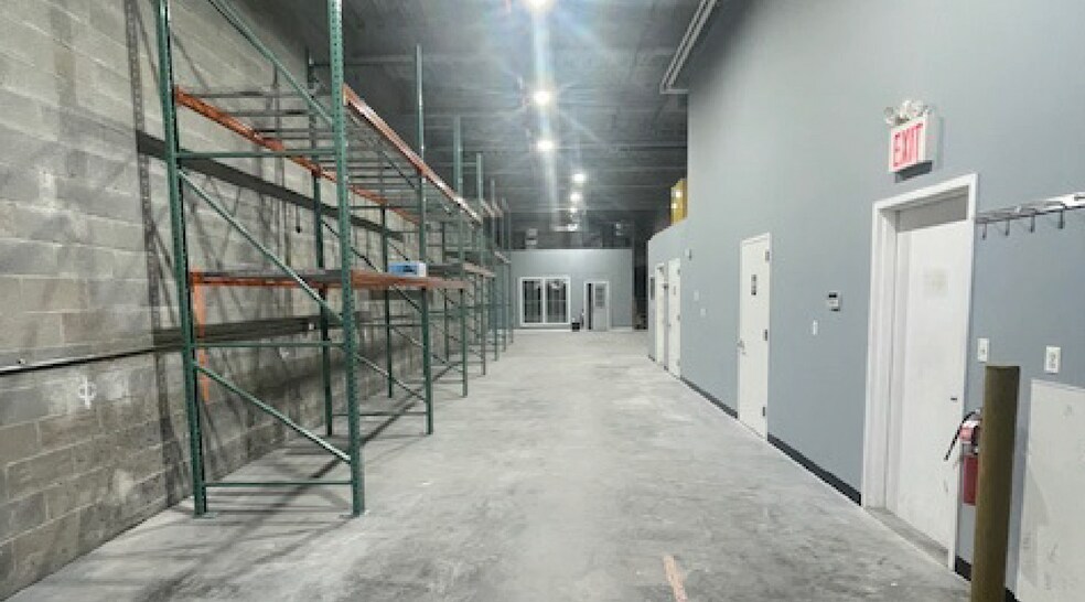 18-23 41st St, Astoria, NY à louer - Photo intérieure - Image 2 de 3