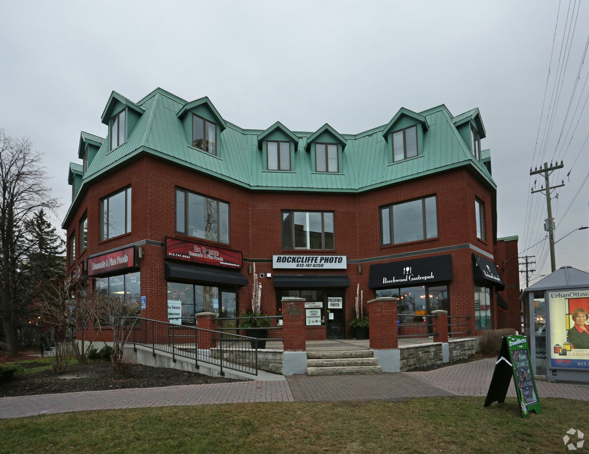 16-18 Beechwood Ave, Ottawa, ON à louer Photo du bâtiment- Image 1 de 6