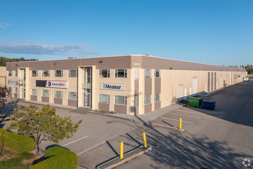5830 Byrne Rd, Burnaby, BC for lease - Primary Photo - Image 2 of 8