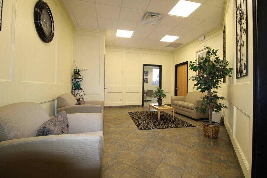 94 N Elm St, Westfield, MA à louer - Photo intérieure - Image 3 de 10