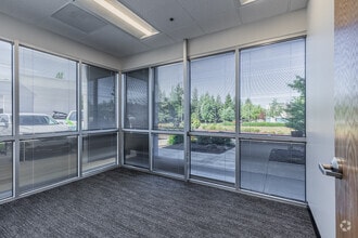 14125-14145 NE Airport Way, Portland, OR à louer Photo intérieure- Image 2 de 7