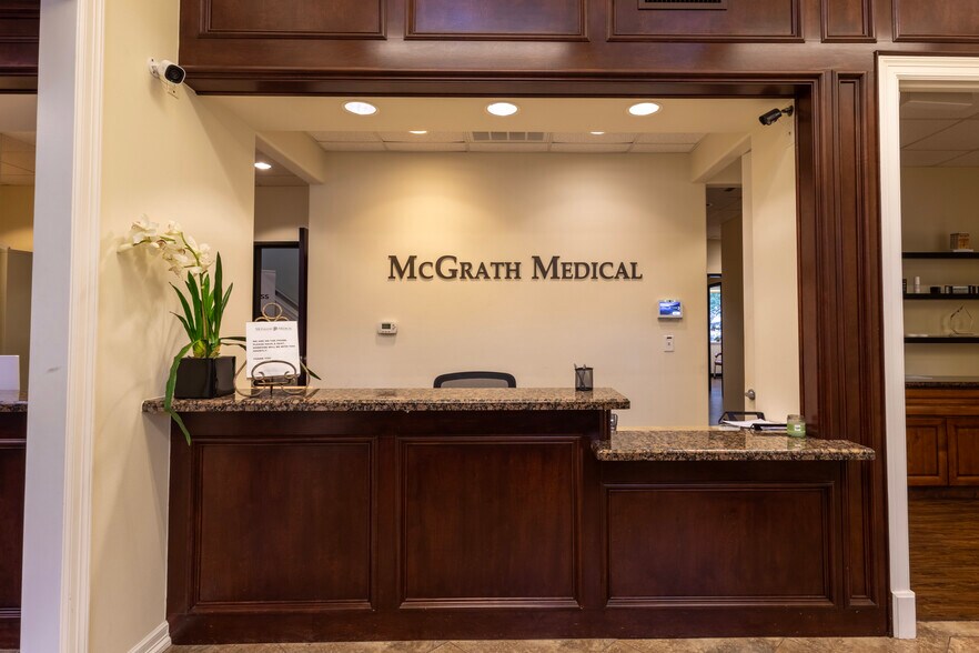 2500 W William Cannon Dr, Austin, TX à vendre - Photo du bâtiment - Image 2 de 29