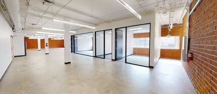 6725 W Sunset Blvd, Los Angeles, CA à louer Numérisation 3D de Matterport- Image 1 de 8