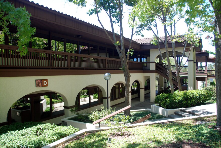 4 Orinda Way, Orinda, CA for lease - Building Photo - Image 1 of 5