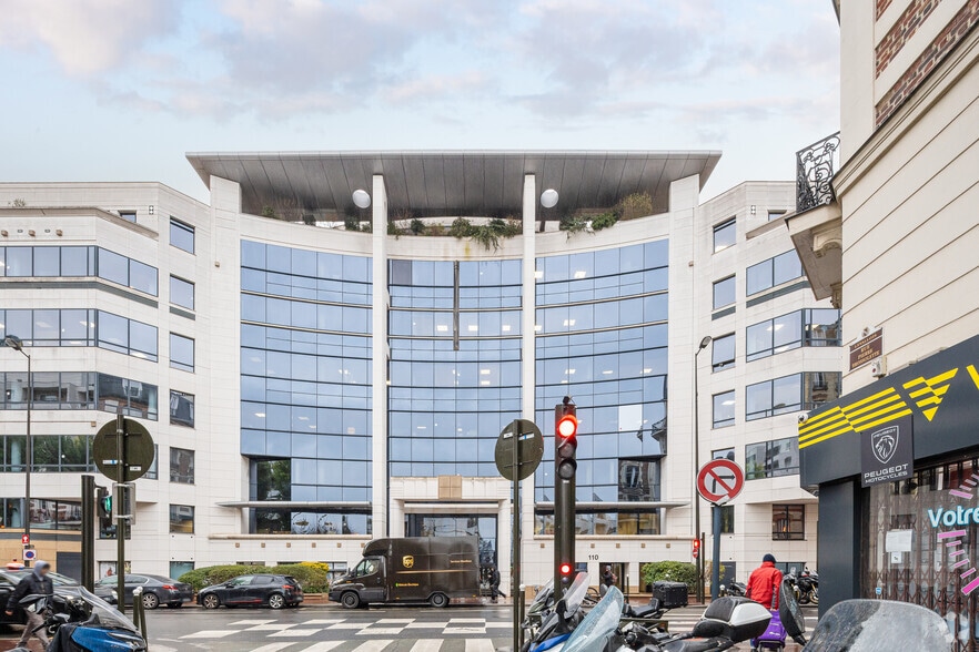 102-116 Rue Victor Hugo, Levallois-Perret for lease - Building Photo - Image 3 of 4