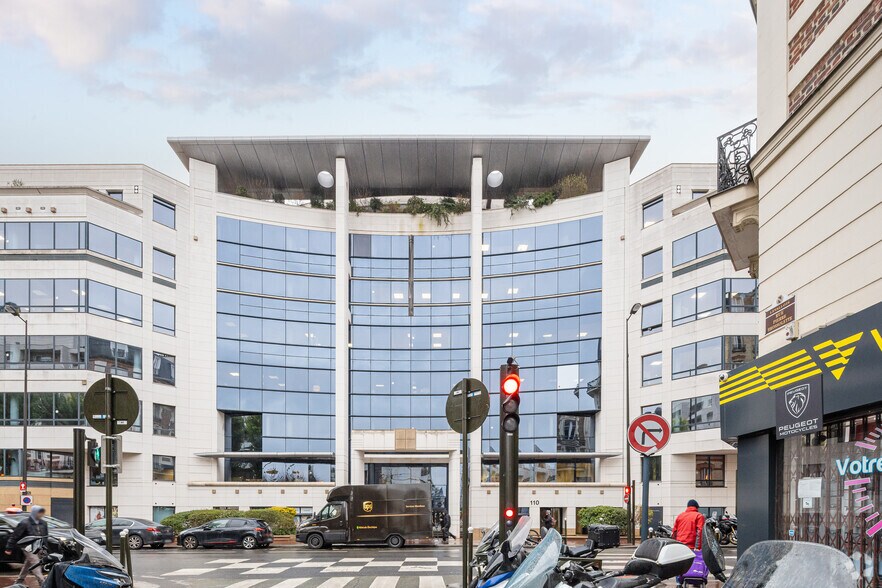 102-116 Rue Victor Hugo, Levallois-Perret à louer - Photo du bâtiment - Image 3 de 4