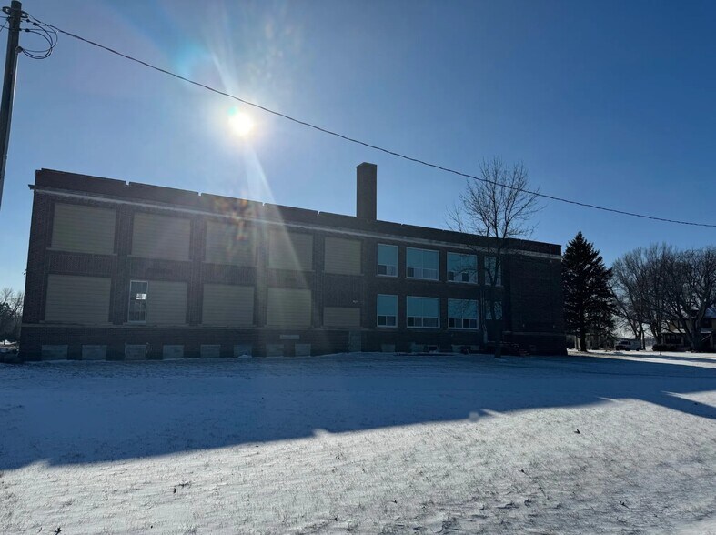 19157 Rapidan Ave, Mankato, MN à vendre - Photo du bâtiment - Image 3 de 4