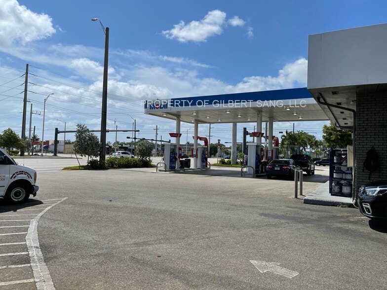 1481 S Powerline Rd, Pompano Beach, FL for sale - Building Photo - Image 2 of 5