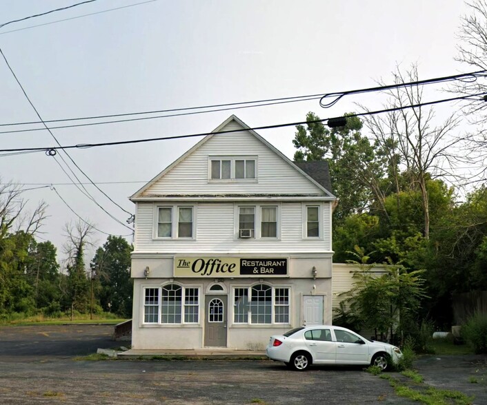 2319 Niagara Falls Blvd, Wheatfield Township, NY for sale - Building Photo - Image 1 of 4