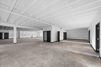 2495-2511 S West Temple, South Salt Lake, UT à louer Photo intérieure- Image 2 de 5