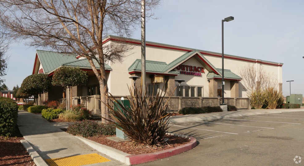 7221 Laguna Blvd, Elk Grove, CA for sale - Building Photo - Image 2 of 7