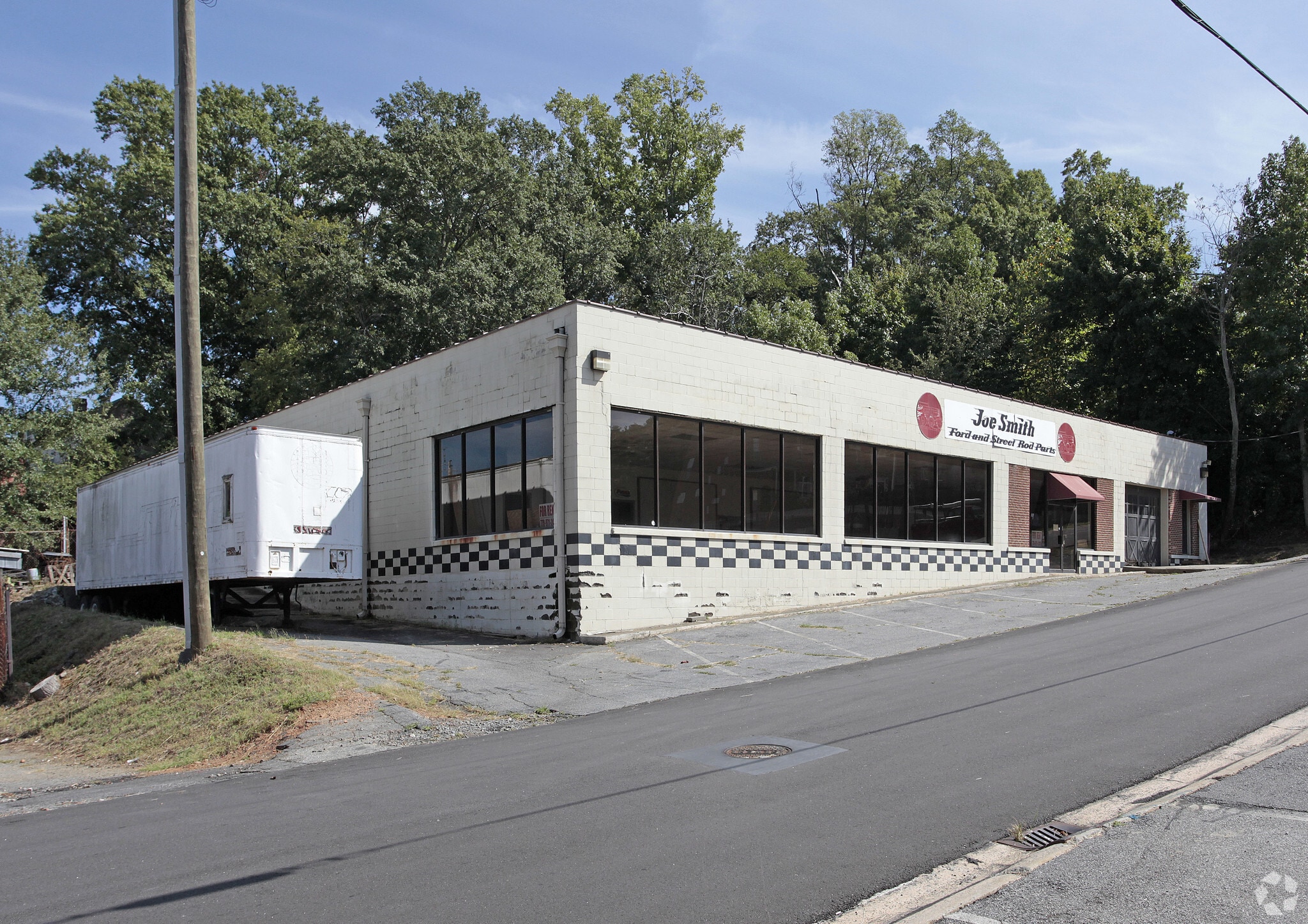 101-107 Lakewood Dr SE, Marietta, GA for sale Primary Photo- Image 1 of 4