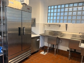 11128 Ventura Blvd, Studio City, CA for lease Interior Photo- Image 2 of 7
