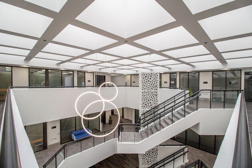 11055 Little Patuxent Pky, Columbia, MD à louer - Photo du bâtiment - Image 1 de 2