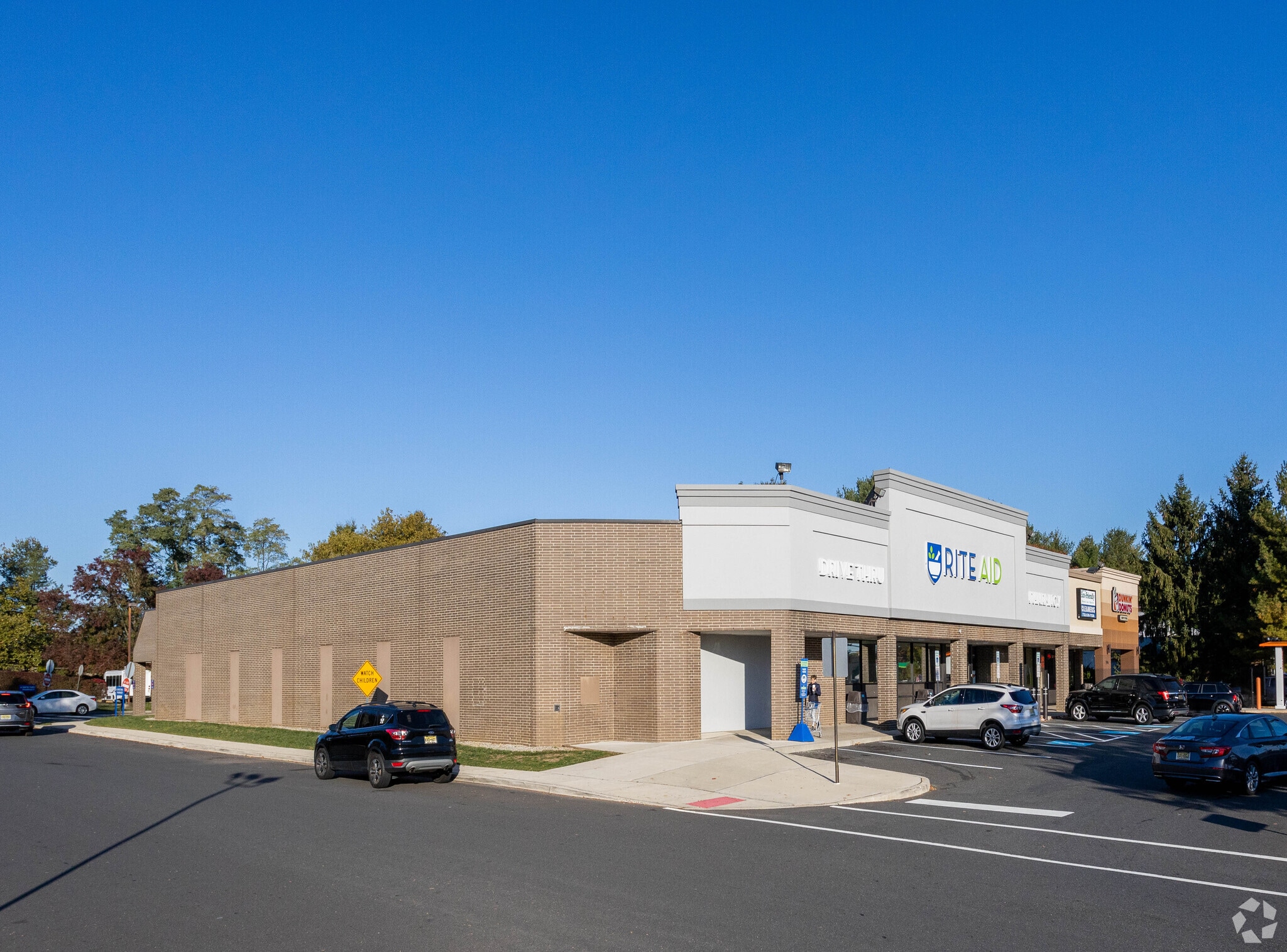 596 Shrewsbury Ave, Tinton Falls, NJ for lease Primary Photo- Image 1 of 7