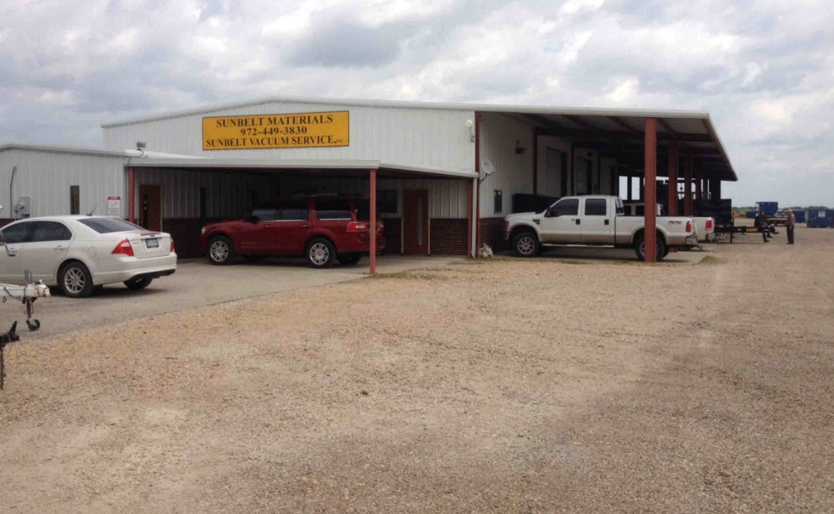 8260 N Interstate 45 Service Rd, Palmer, TX for sale Primary Photo- Image 1 of 1