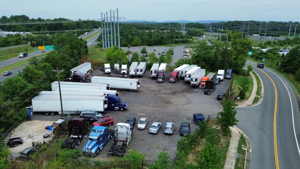 7404 Cushing Rd, Manassas, VA à louer - Aérien - Image 3 de 11