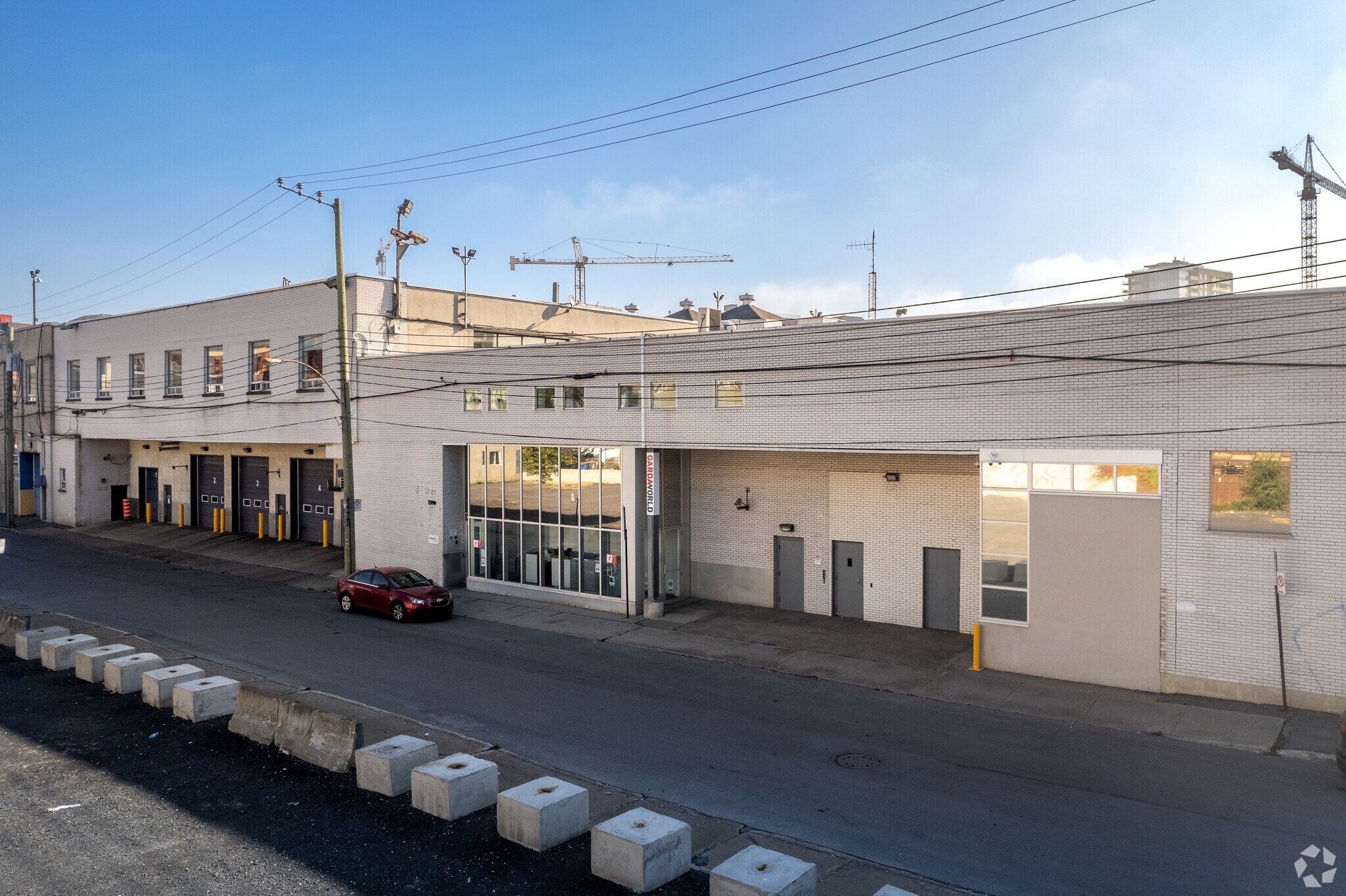 1320-1390 Rue Barré, Montréal, QC for lease Building Photo- Image 1 of 15