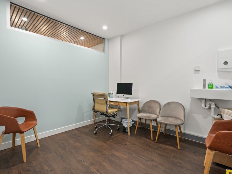 197 Bay St, Brighton, VIC 3186 - Unité 1 - - Photo intérieure - Image 1 of 6