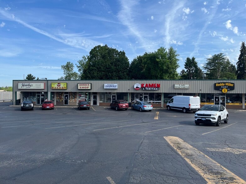 8602-8624 SW Hall Blvd, Beaverton, OR for lease - Building Photo - Image 3 of 10