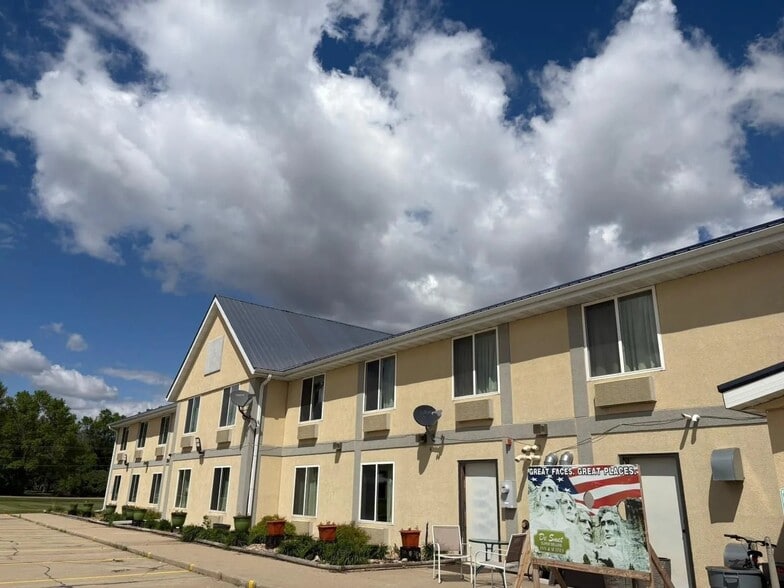 288 US Highway 14 W, De Smet, SD for sale - Primary Photo - Image 1 of 10