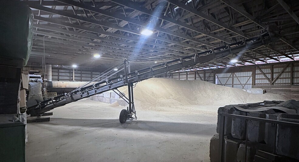 113 Roundabout Rd, Newtown, VA à louer - Photo intérieure - Image 2 de 8