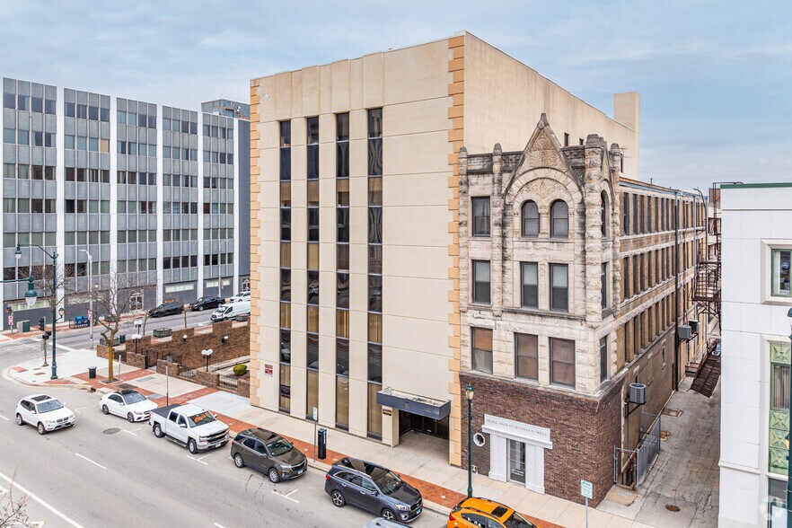 54 N Ottawa St, Joliet, IL for lease - Building Photo - Image 2 of 6