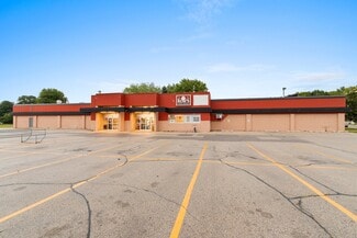 More details for 2330 Menasha Ave, Manitowoc, WI - Retail for Sale