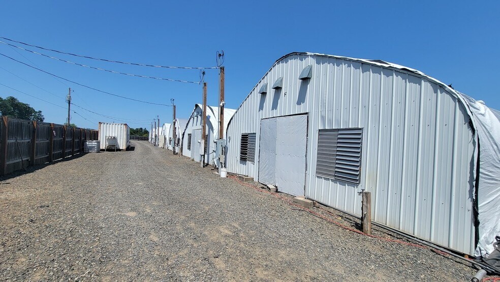 29880 SE Folsom Rd, Eagle Creek, OR for sale - Primary Photo - Image 1 of 7
