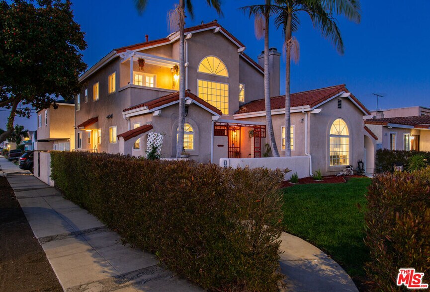 1659 W 83rd St, Los Angeles, CA à vendre - Photo du bâtiment - Image 2 de 2