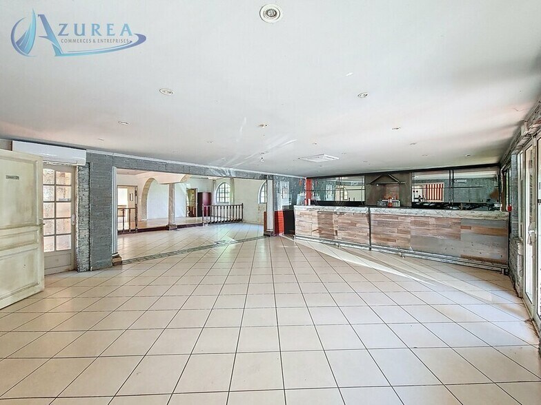 Retail in Cagnes-sur-Mer for sale - Interior Photo - Image 1 of 12