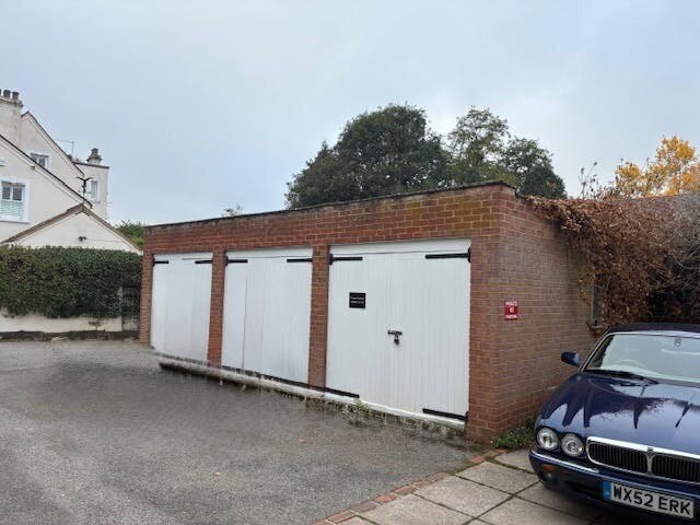 31 High St, Maidenhead à vendre - Photo du bâtiment - Image 2 de 5