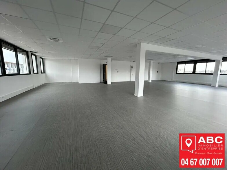 Office in Lattes for lease - Building Photo - Image 2 of 6