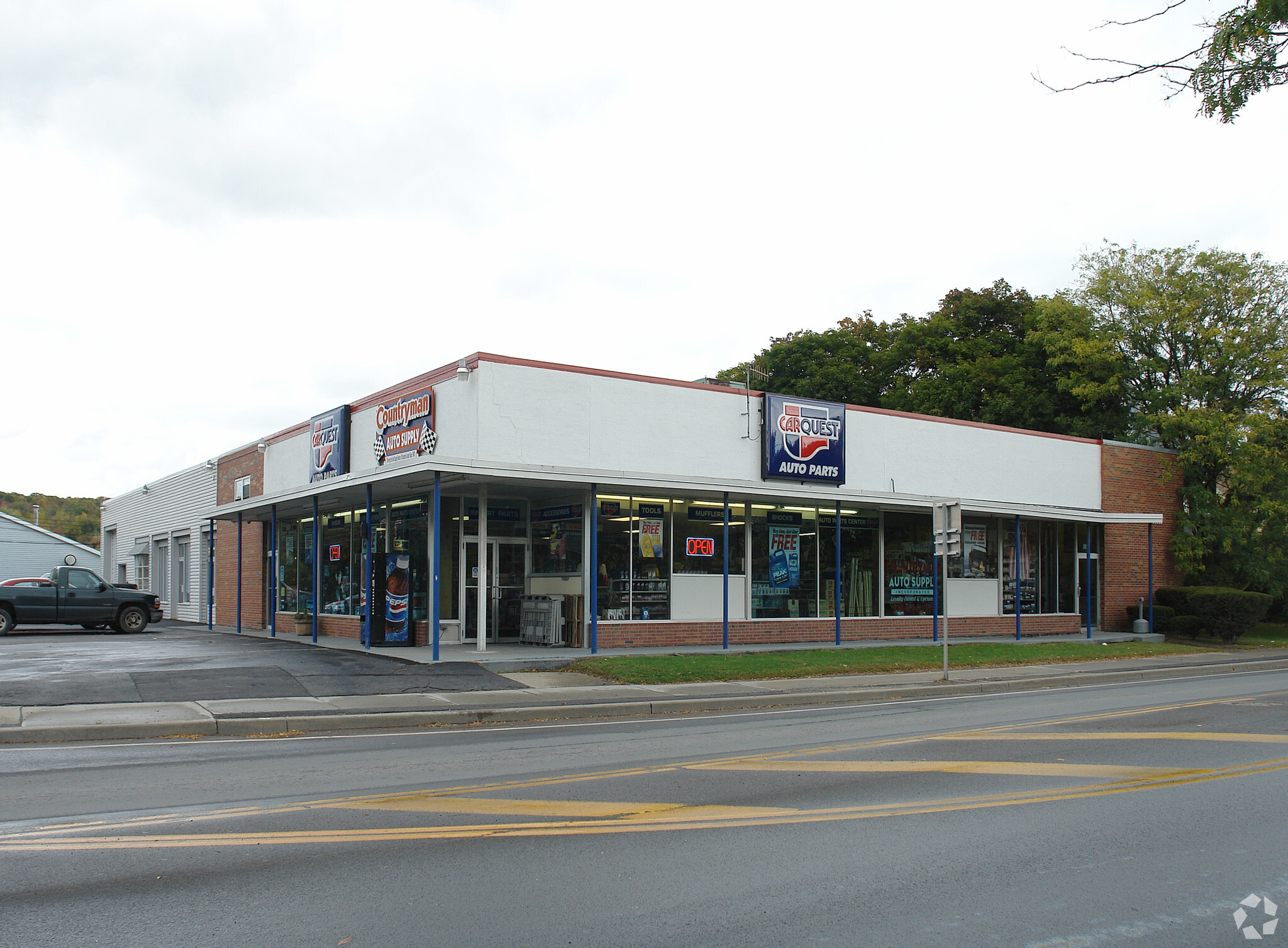 721 E Main St, Cobleskill, NY à vendre Photo principale- Image 1 de 1