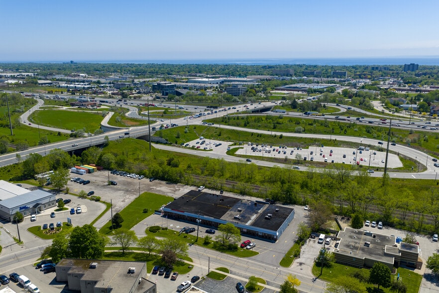 2455 Industrial St, Burlington, ON à vendre - Aérien - Image 3 de 13